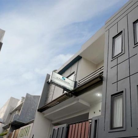 Dparagon Pamela 3 Pansiyon Yogyakarta Dış mekan fotoğraf