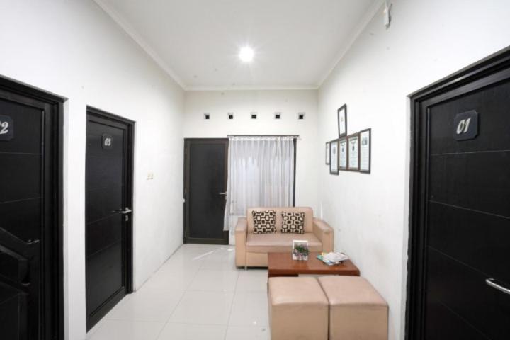 Dparagon Pamela 3 Pansiyon Yogyakarta Dış mekan fotoğraf